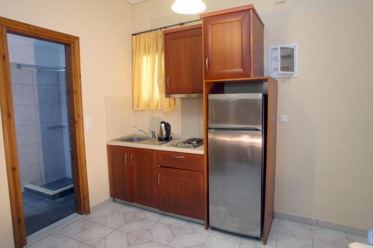 Vicky Apartments Nikiana Exterior photo